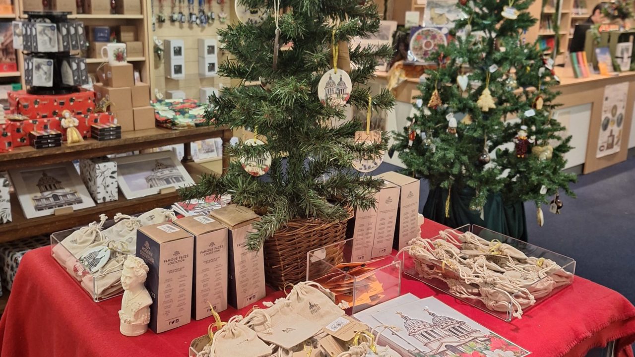 Mews Bookshop Christmas pop up store